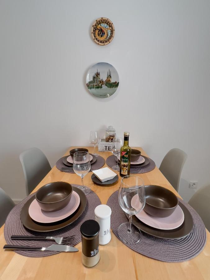 Schoene Helle & Gemuetliche Wohnung In Altstadtnaehe Erfurt Chambre photo