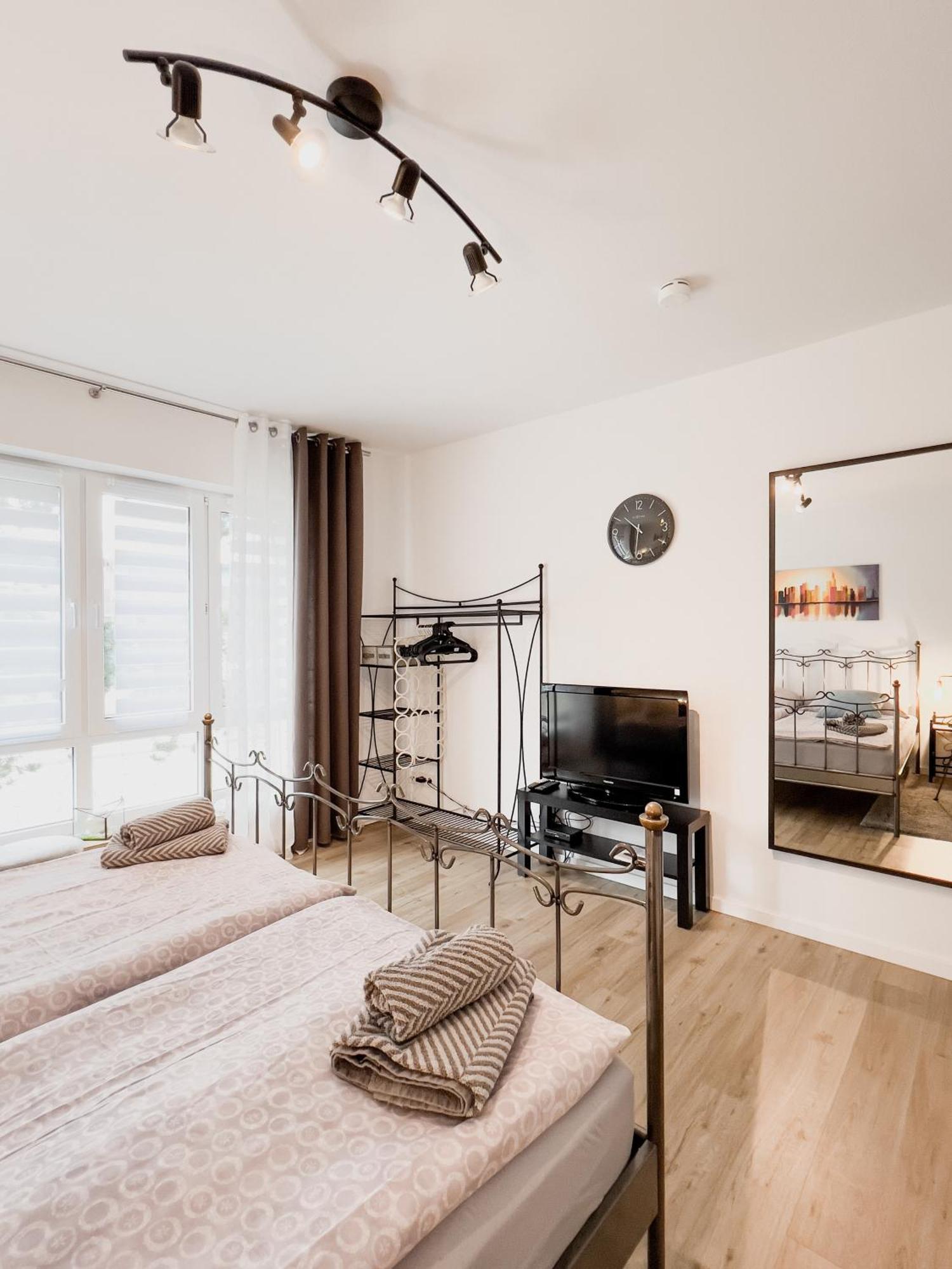 Schoene Helle & Gemuetliche Wohnung In Altstadtnaehe Erfurt Chambre photo